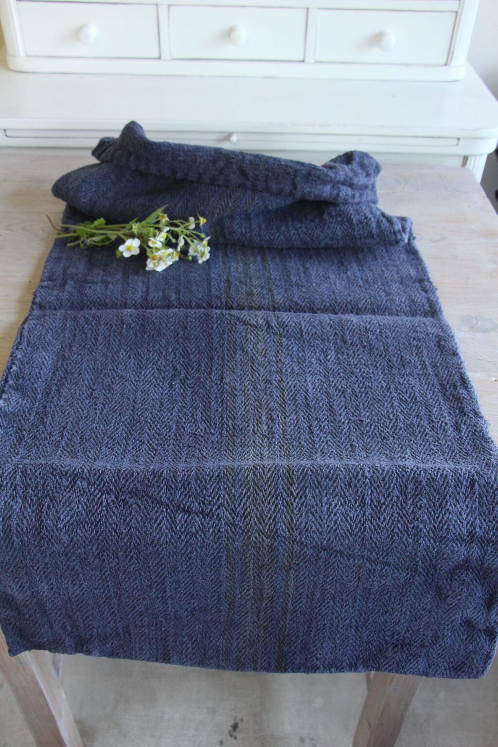 dyed antique linen grain sack, Cottage core, upholstery fabric, durable, L 525 - Image 2