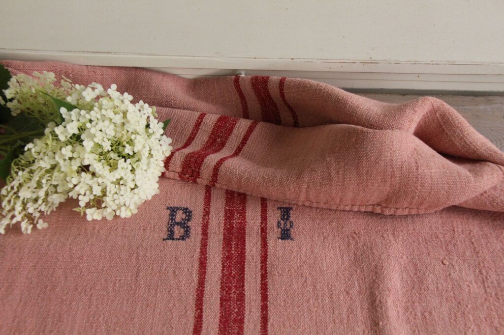 dyed antique linen grain sack, farmhouse fabric, cushion fabric, durable L 659