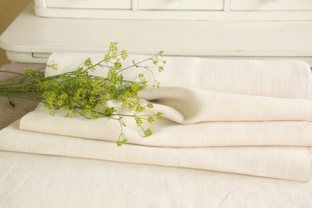 antique linen fabric, 7.98 y, natural fabric, bedding fabric, durabel, Z 084