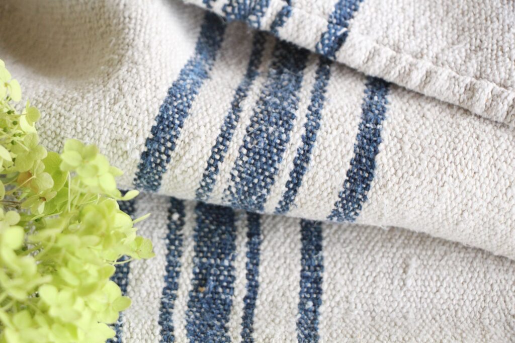 antique linen grainsack, Scandi style, rustic decor, durable, L 728 - Image 9