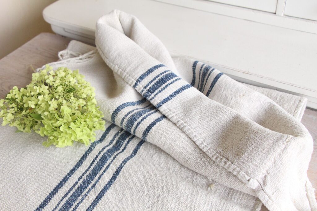 antique linen grainsack, Scandi style, rustic decor, durable, L 728 A - Image 3