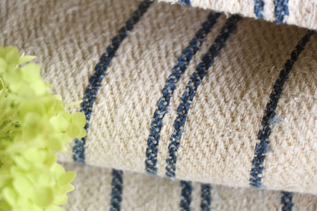 antique linen grainsack, Scandi style, wedding decor, durable, L 727 - Image 7