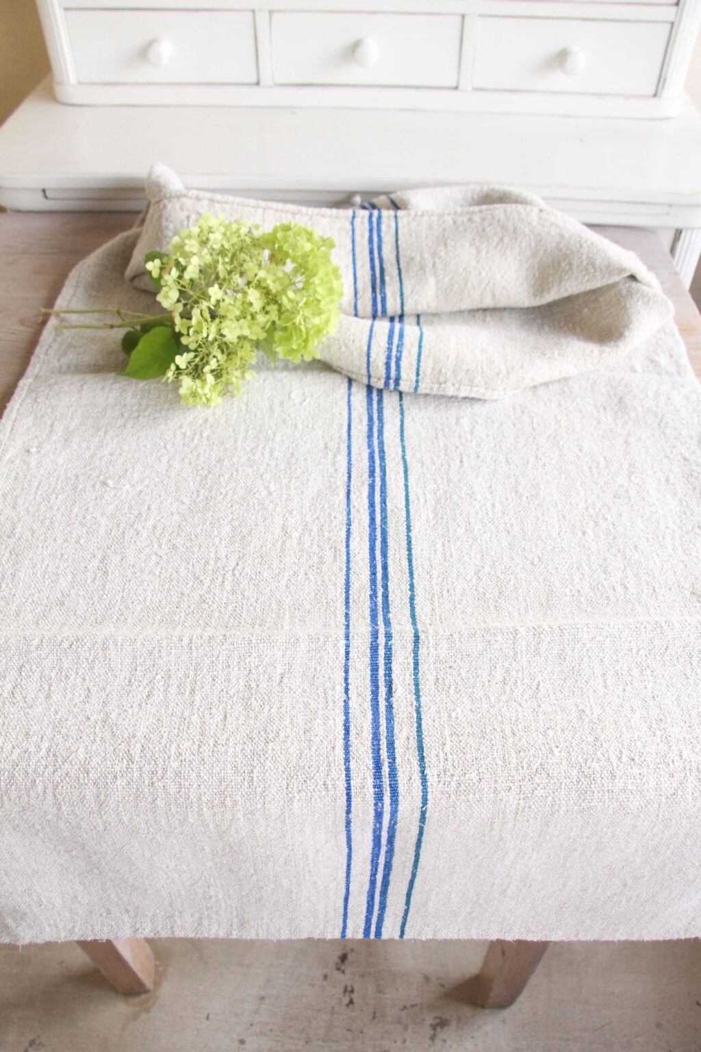 antique linen grainsack, Scandi style, table cloth, durable, L 726 - Image 2