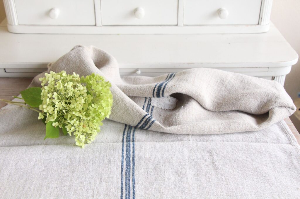 antique linen grainsack, Scandi style, rustic decor, durable, L 725