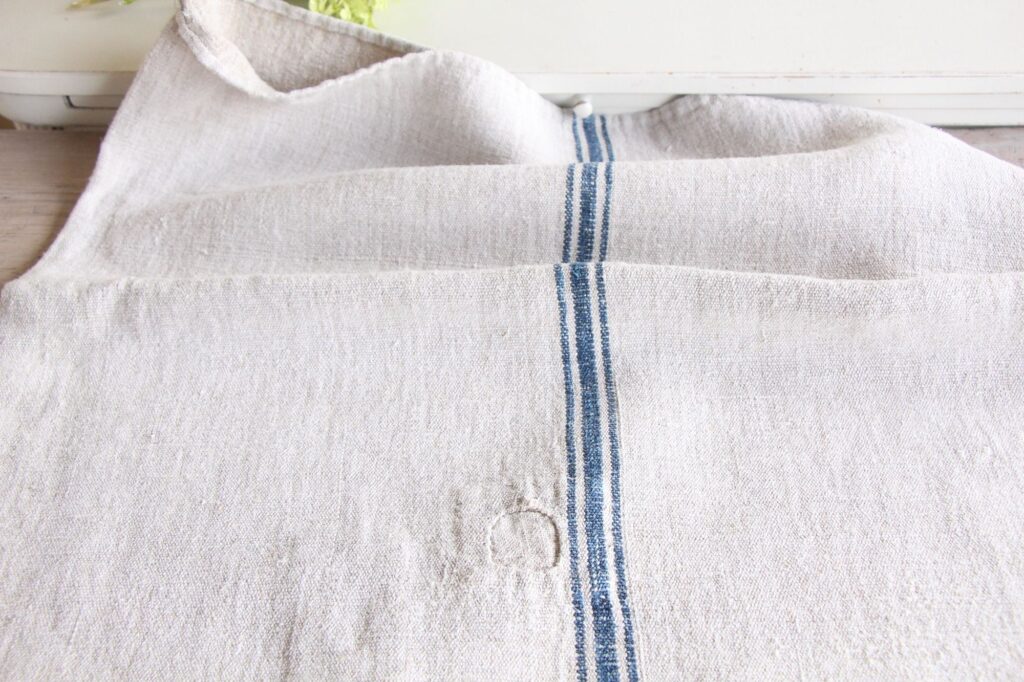 antique linen grainsack, Scandi style, rustic decor, durable, L 725 - Image 8