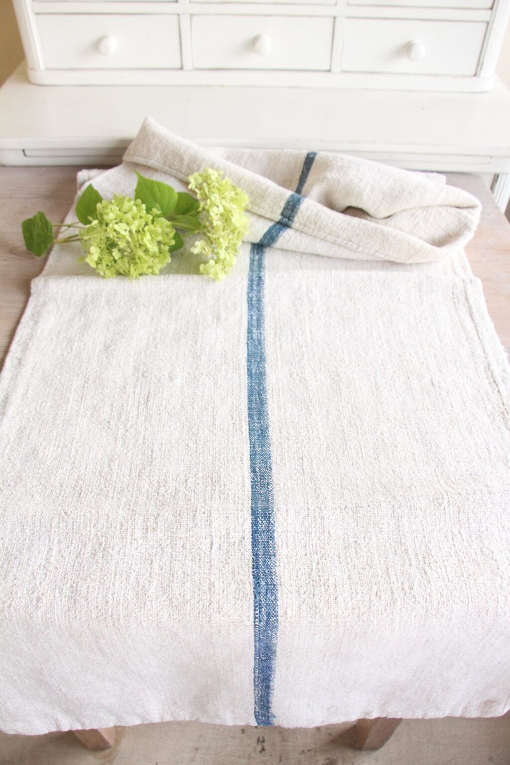 antique linen grainsack, Scandi style, cushion fabric, durable, L 689 - Image 2