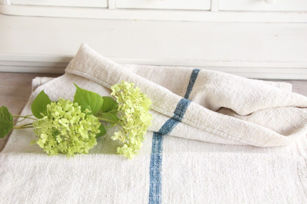 antique linen grainsack, Scandi style, cushion fabric, durable, L 689 - Image 3