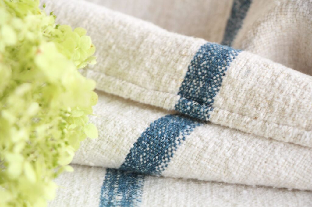 antique linen grainsack, Scandi style, cushion fabric, durable, L 689 - Image 9