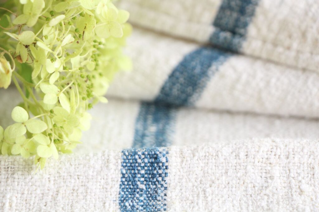 antique linen grainsack, Scandi style, cushion fabric, durable, L 689 - Image 8