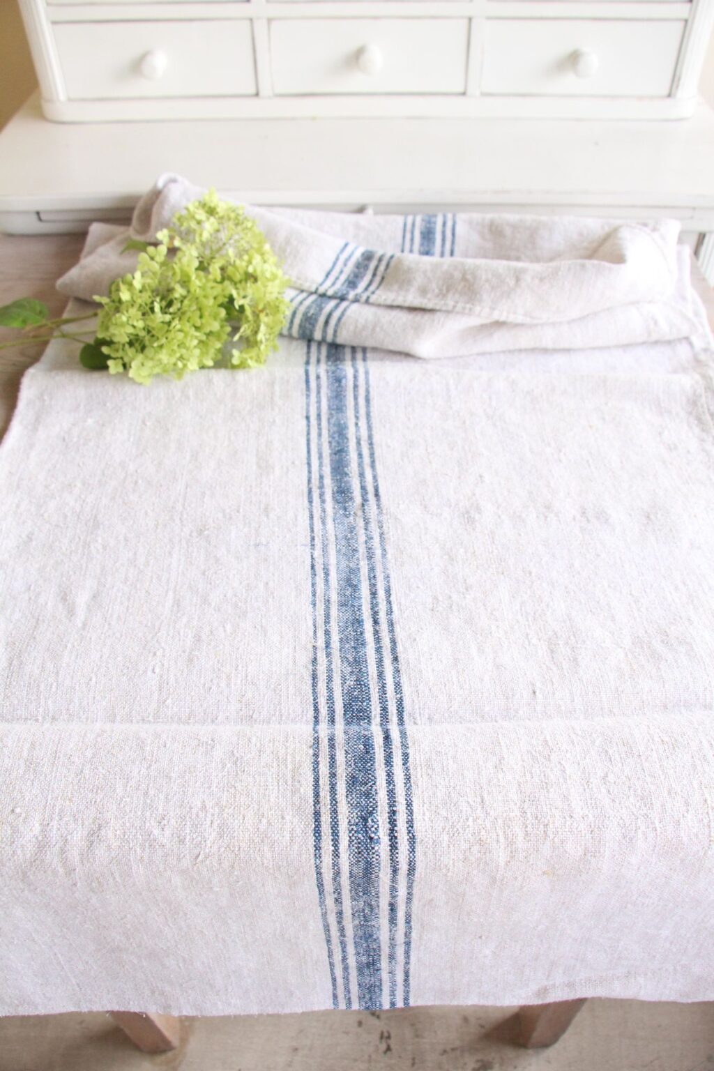 antique linen grainsack, Scandi style, cushion fabric, durable, L 688 - Image 2
