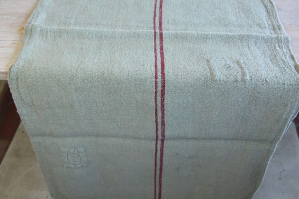 gefärbter antiker Leinen-Getreidesack, wabi sabi, Bademattenstoff, langlebig, L 744 – Bild 7