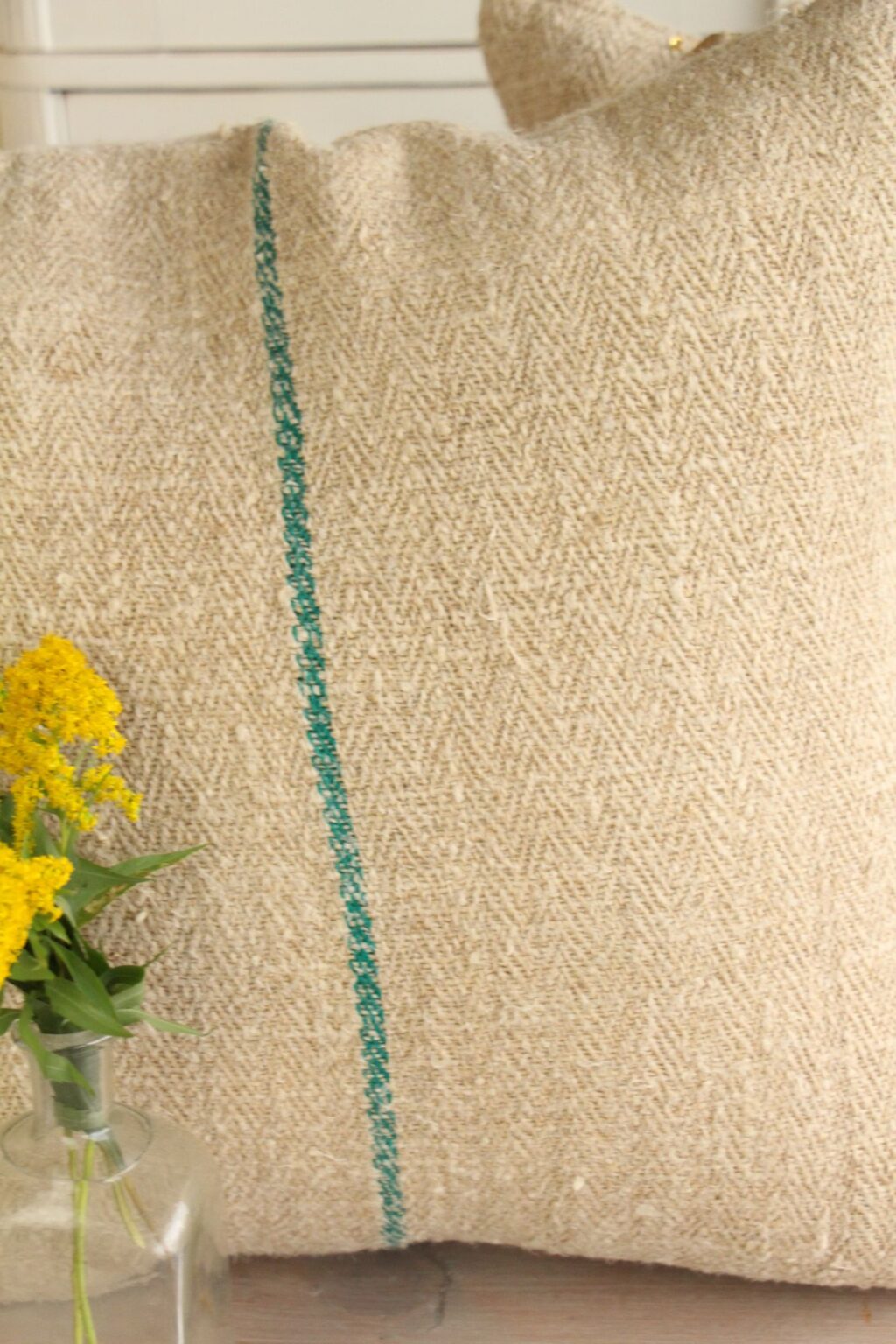 Kissenbezug aus antiken Leinen, wabi sabi, A 859 – Bild 7