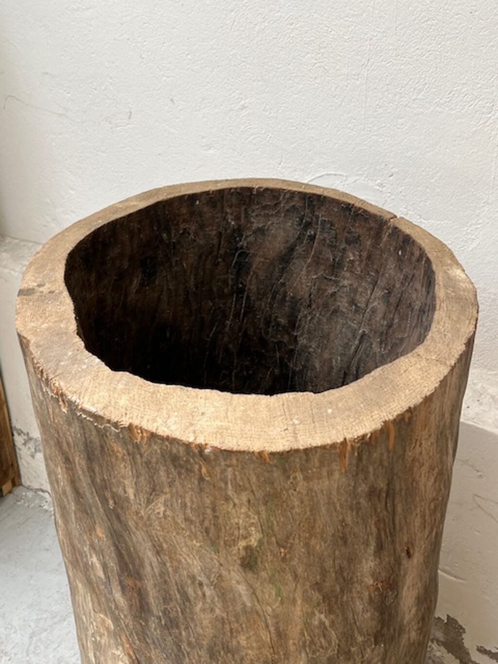 Handgefertigter antiker ausgehöhlter Baumstamm, Wabi Sabi, A 854 – Bild 6