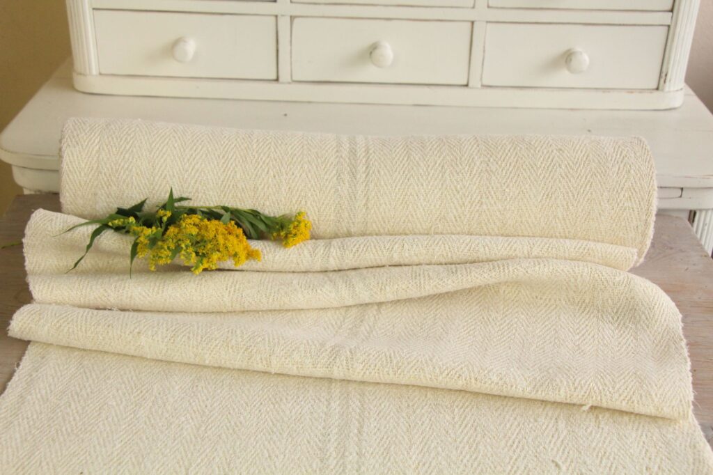 antique linen fabric, 8.63 y, handwoven, rug fabric, durabel, Z 137 - Image 3