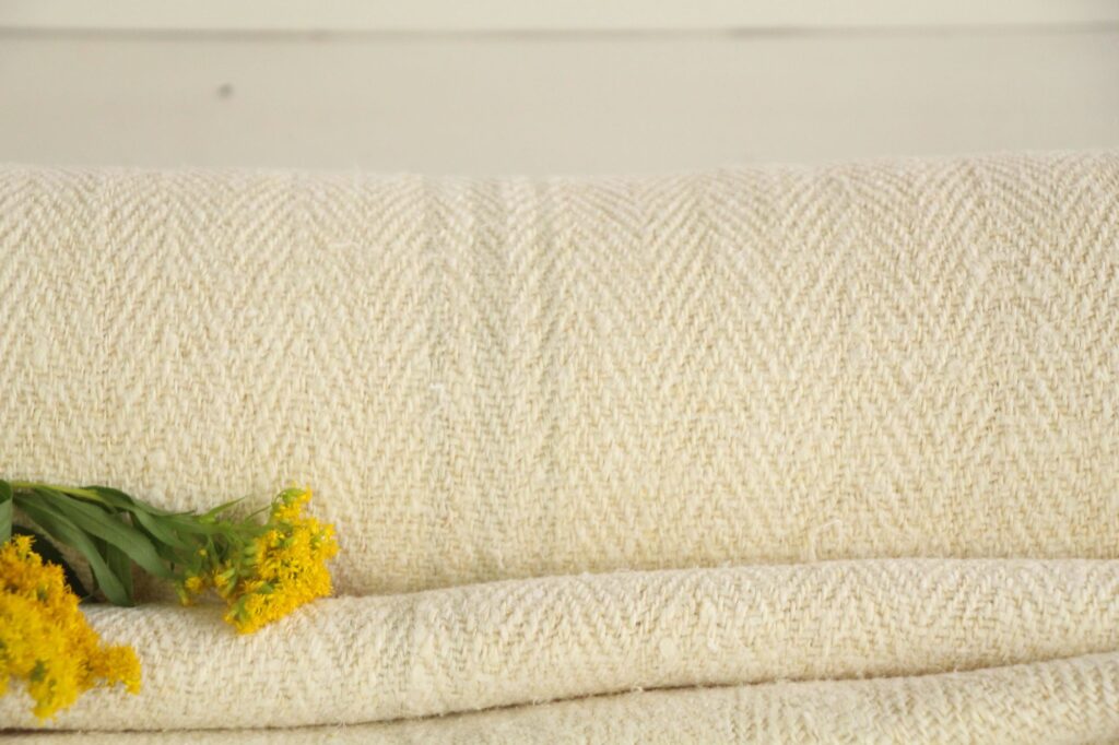 antique linen fabric, 8.63 y, handwoven, rug fabric, durabel, Z 137 - Image 6