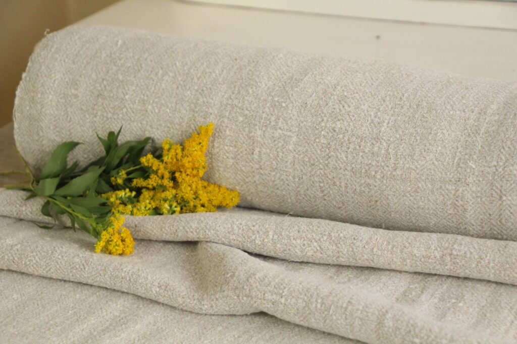 antique linen fabric, 11.70 y, handwoven, rug fabric, durabel, Z 138