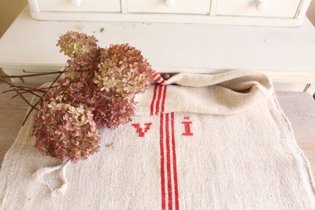 antique linen grainsack, table runner, wedding decor, durable, L 762 - Image 9