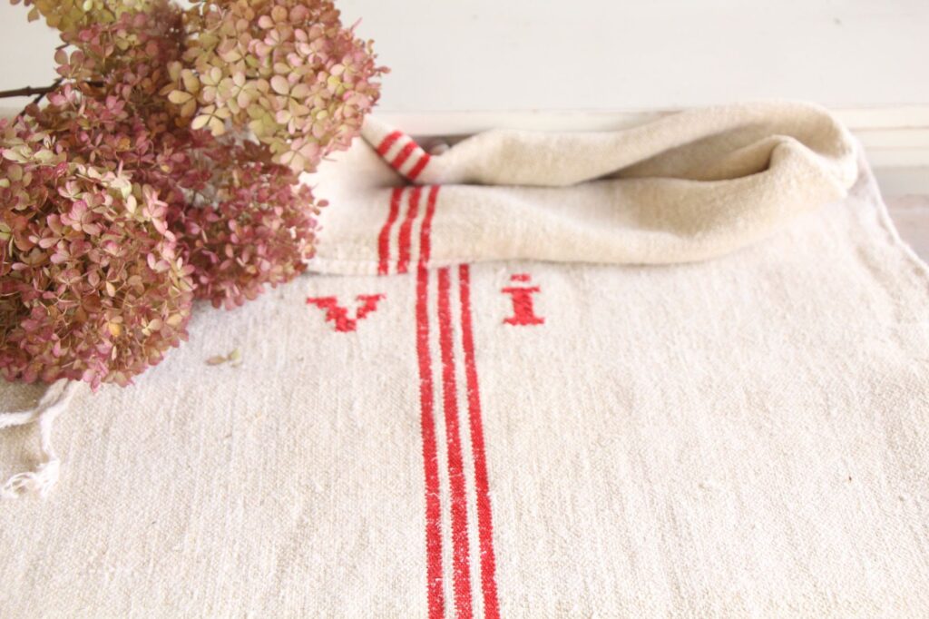antique linen grainsack, table runner, wedding decor, durable, L 762 - Image 3