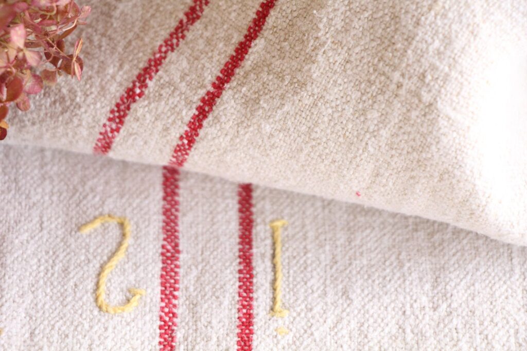 antique linen grainsack, table cloth, wedding decor, durable, L 763 - Image 9
