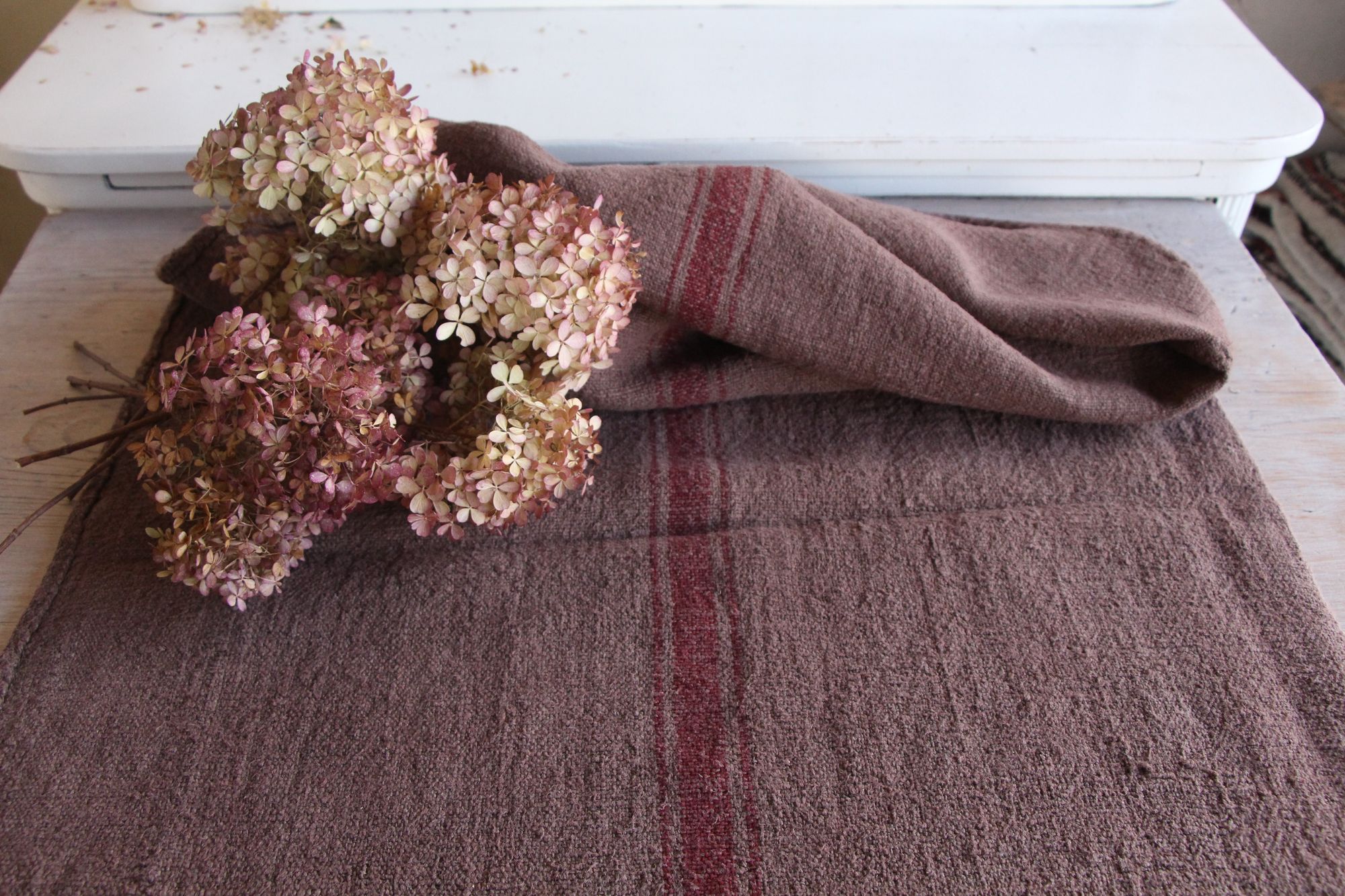 gefärbter antiker Leinen-Getreidesack, handgewebt, Landhaus Dekor, langlebig, L 778 – Bild 8