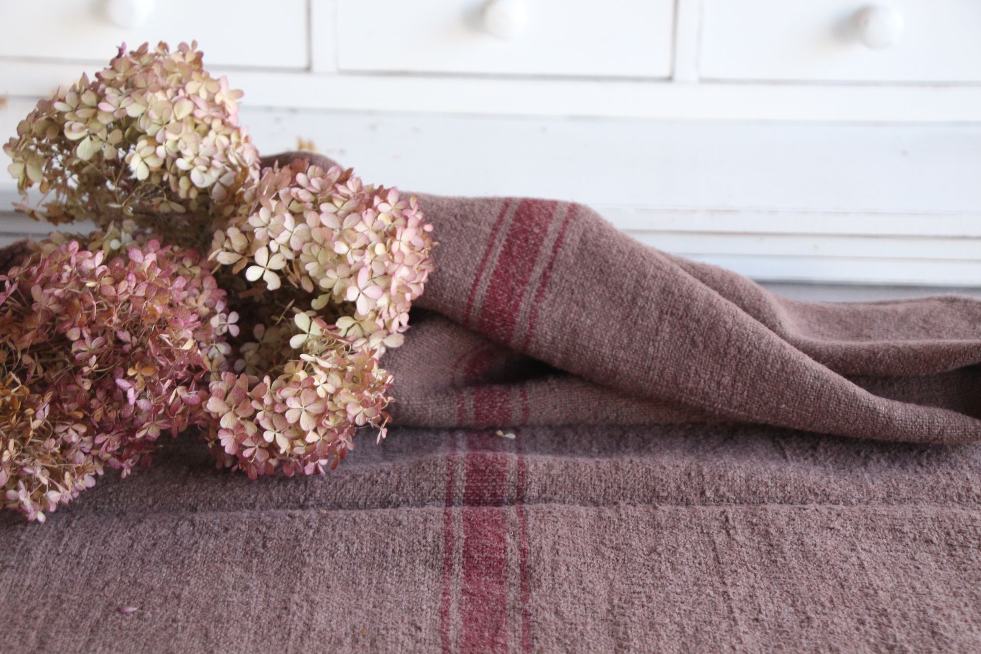 gefärbter antiker Leinen-Getreidesack, handgewebt, Landhaus Dekor, langlebig, L 778 – Bild 4