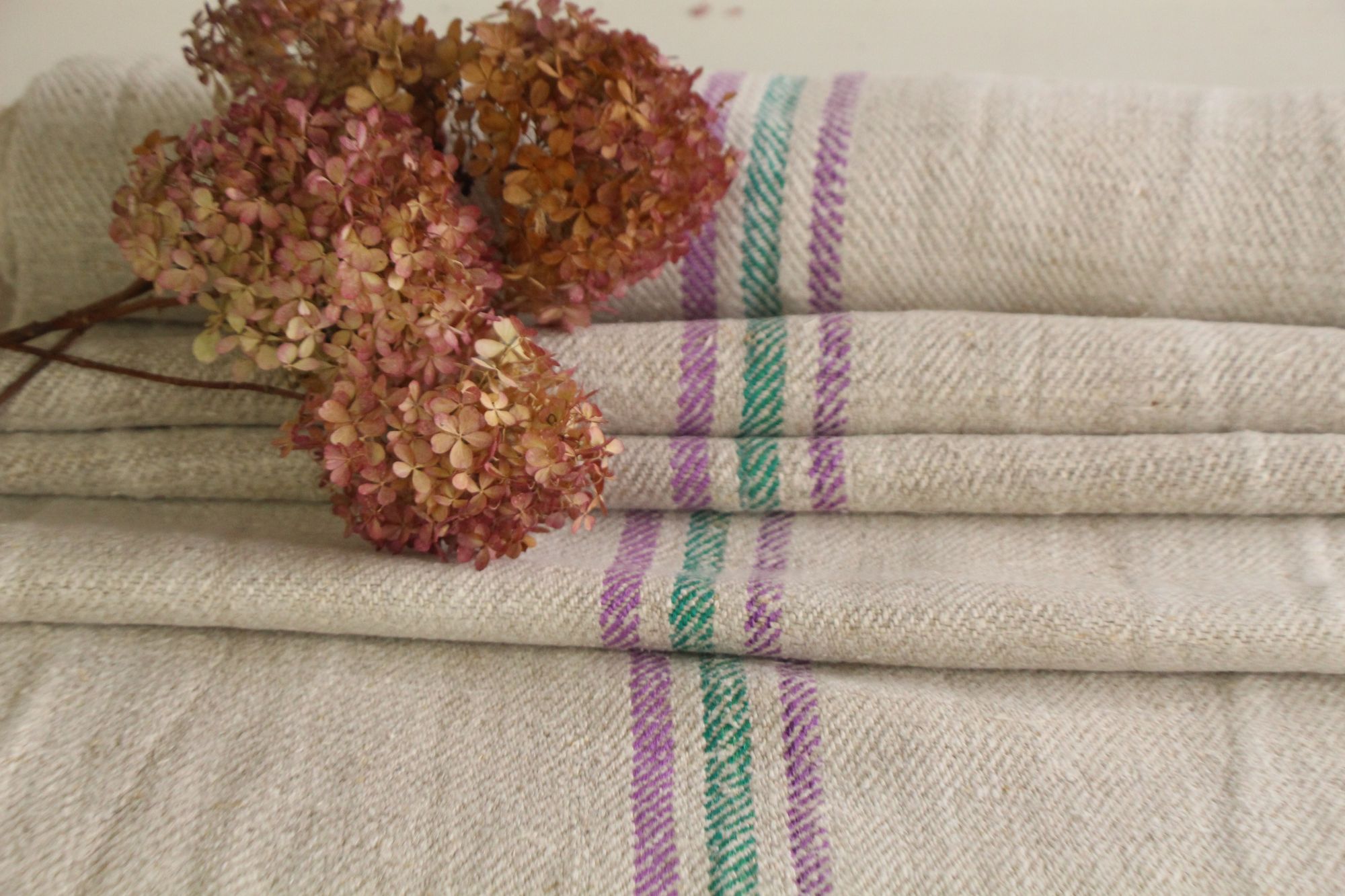 antique linen fabric, 6.01 y, handwoven, upholstery fabric, rare stripes, durabel, T 146