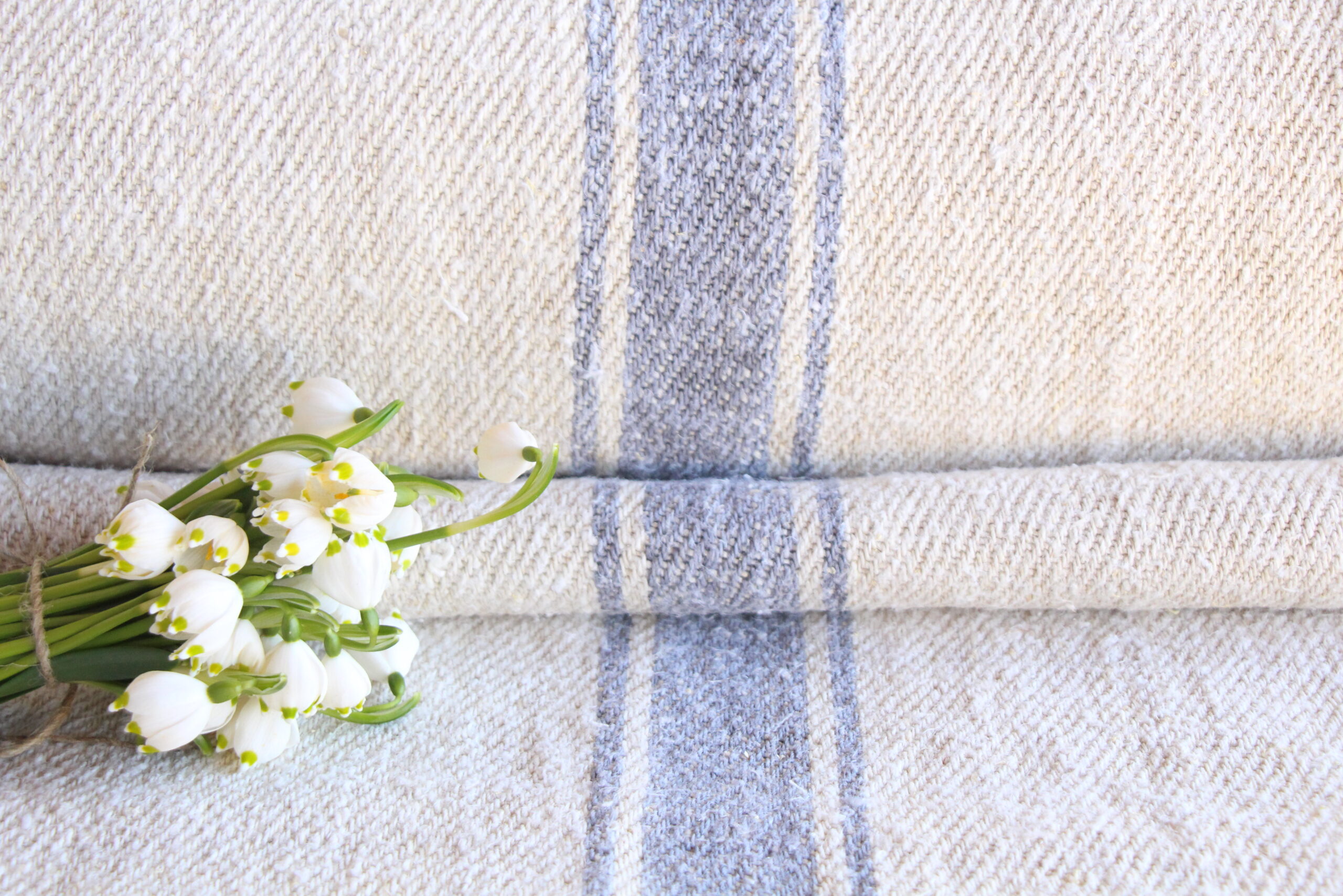 antique linen fabric, 10.93 y, upholstery fabric, faded stripes, durabel, Z 163 - Image 8