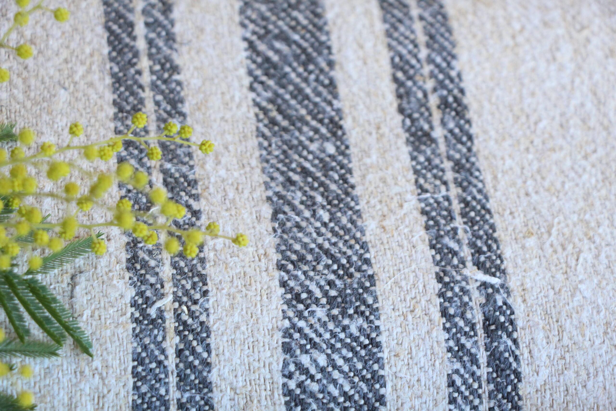 antique linen fabric, 21.5y, bulk offer, farmhouse decor, upholstery fabric, wabi sabi, Z 168 - Image 4