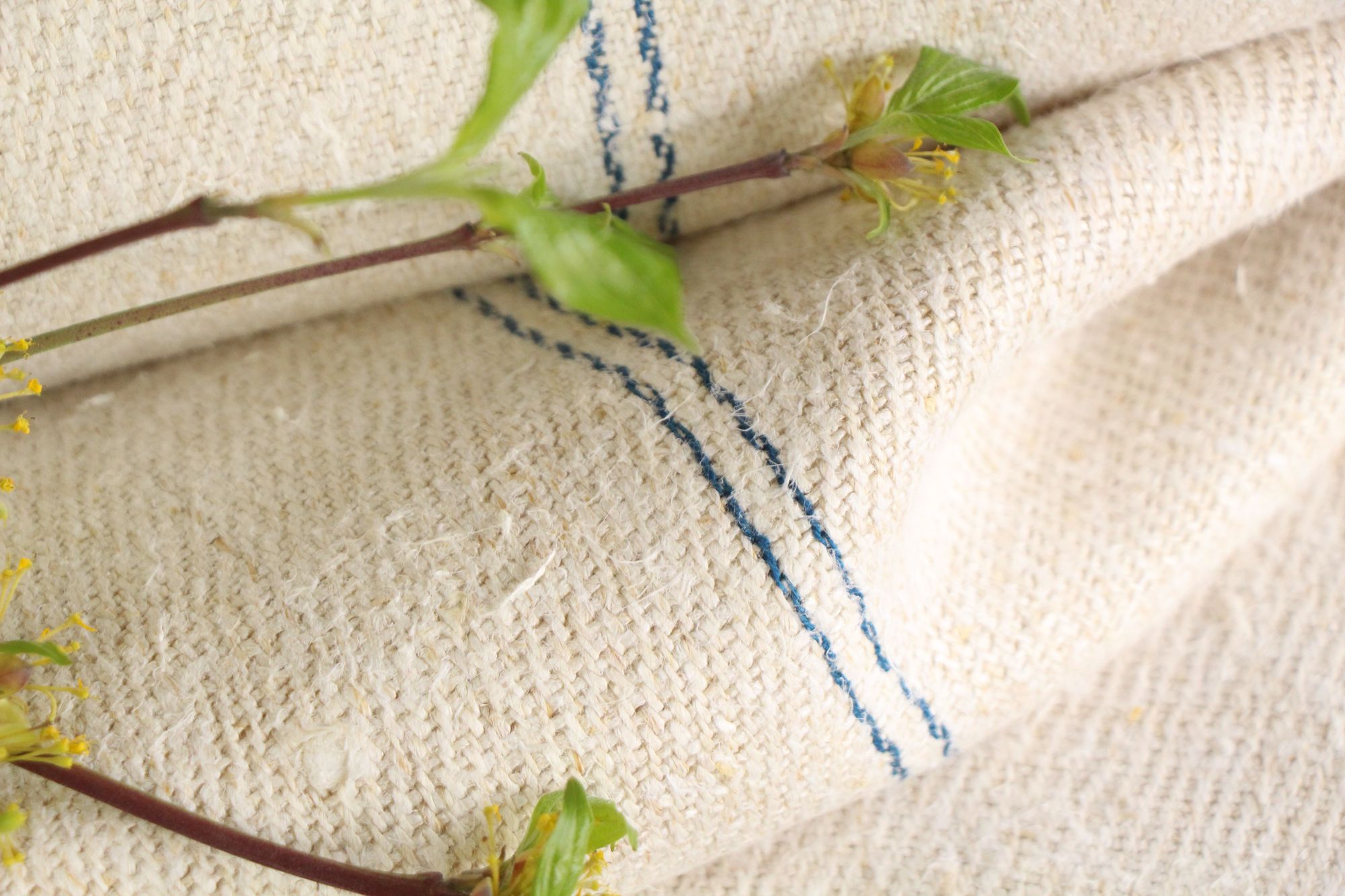 antiker Leinenstoff 17,5 m, Großangebot, Polsterstoff, wabi sabi, Z 178 – Bild 3