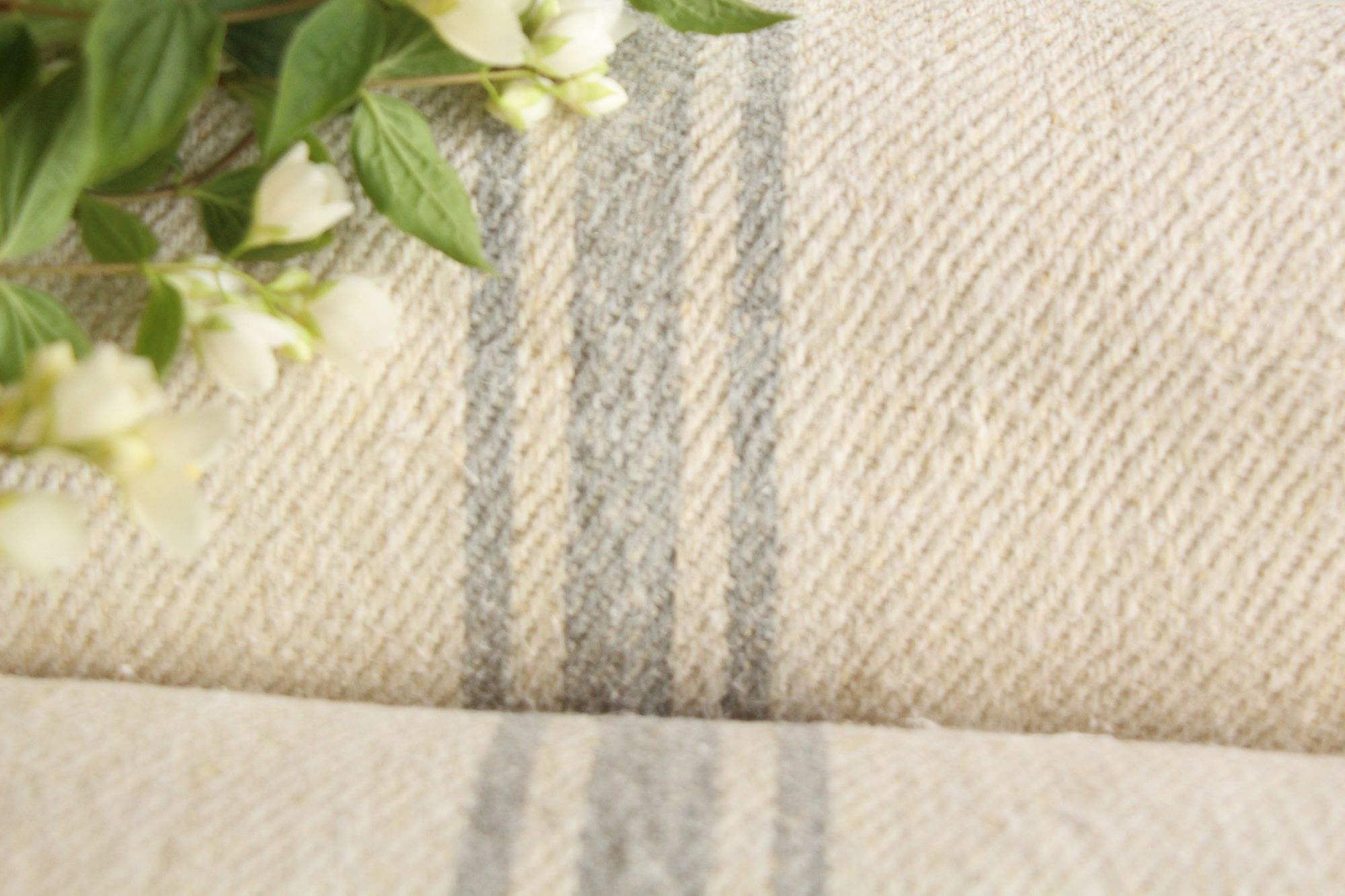antique linen fabric, 26.02 y, bulk offer, farmhouse decor, stairrunner fabric, Z 207 - Image 7