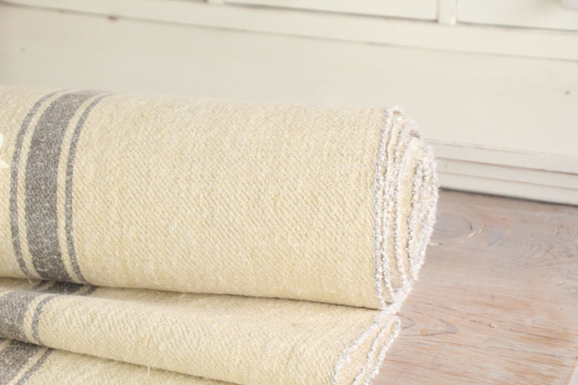 antique linen fabric, 26.02 y, bulk offer, farmhouse decor, stairrunner fabric, Z 207 - Image 9