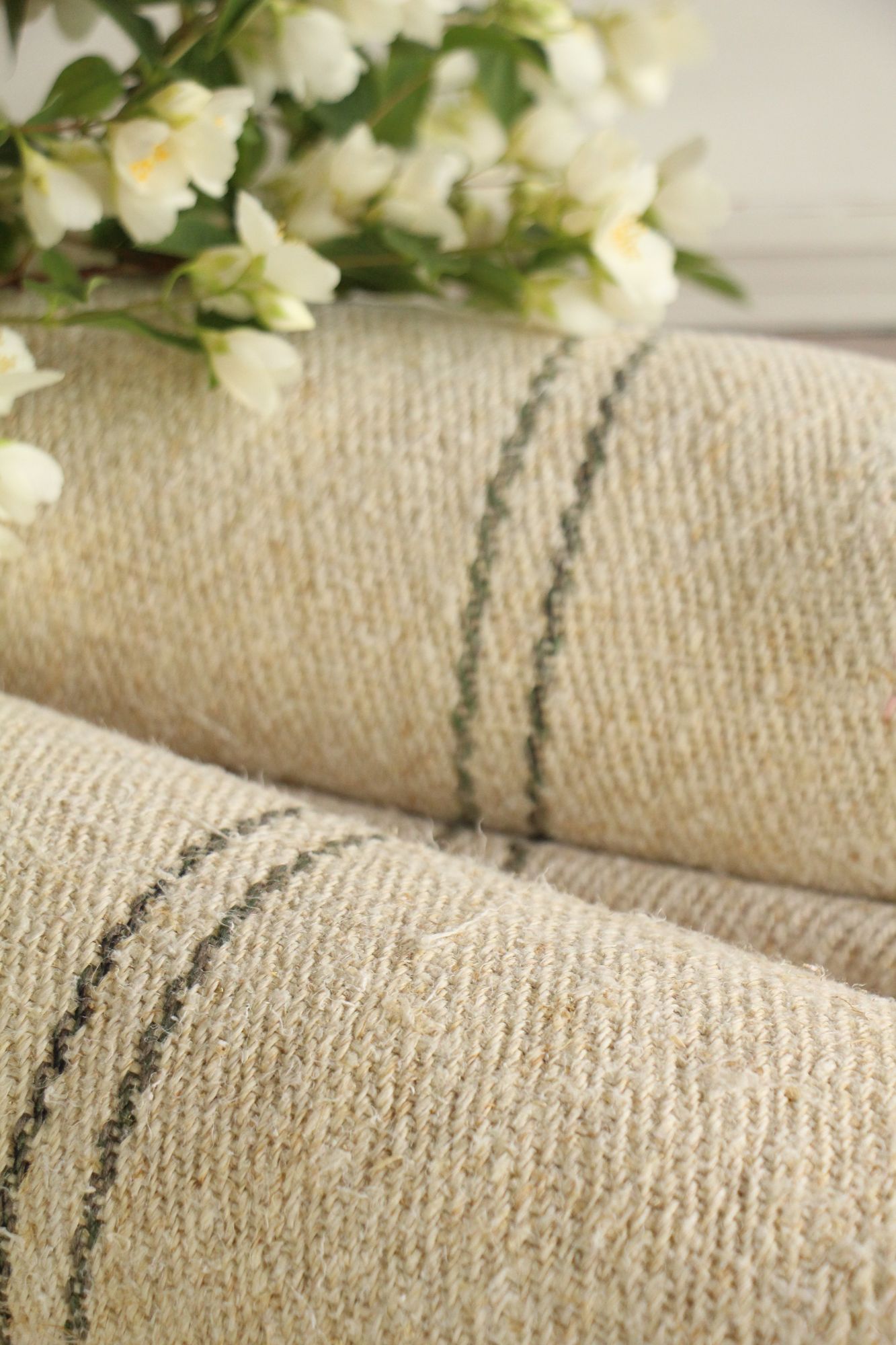 antique linen fabric, 9.4 y, bulk offer, farmhouse decor, stairrunner fabric, carpet, Z 198 - Image 9
