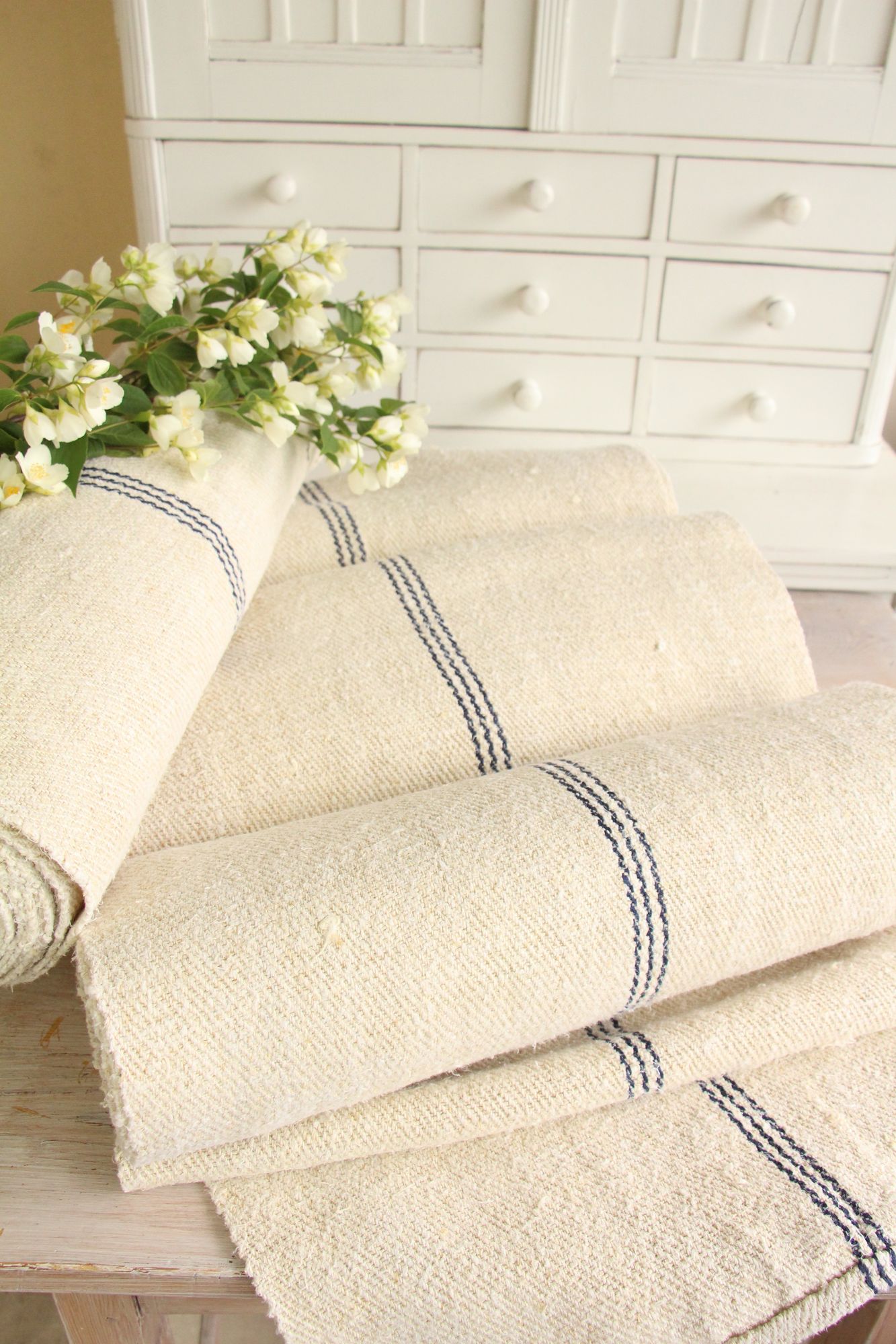antique linen fabric, 27.88 y, bulk offer, farmhouse decor, stairrunner fabric, carpet, Z 197 - Image 2