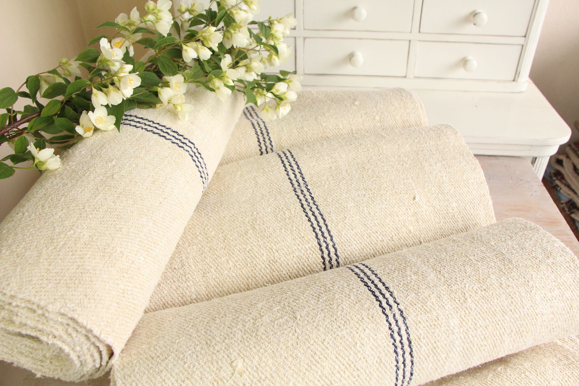 antique linen fabric, 27.88 y, bulk offer, farmhouse decor, stairrunner fabric, carpet, Z 197
