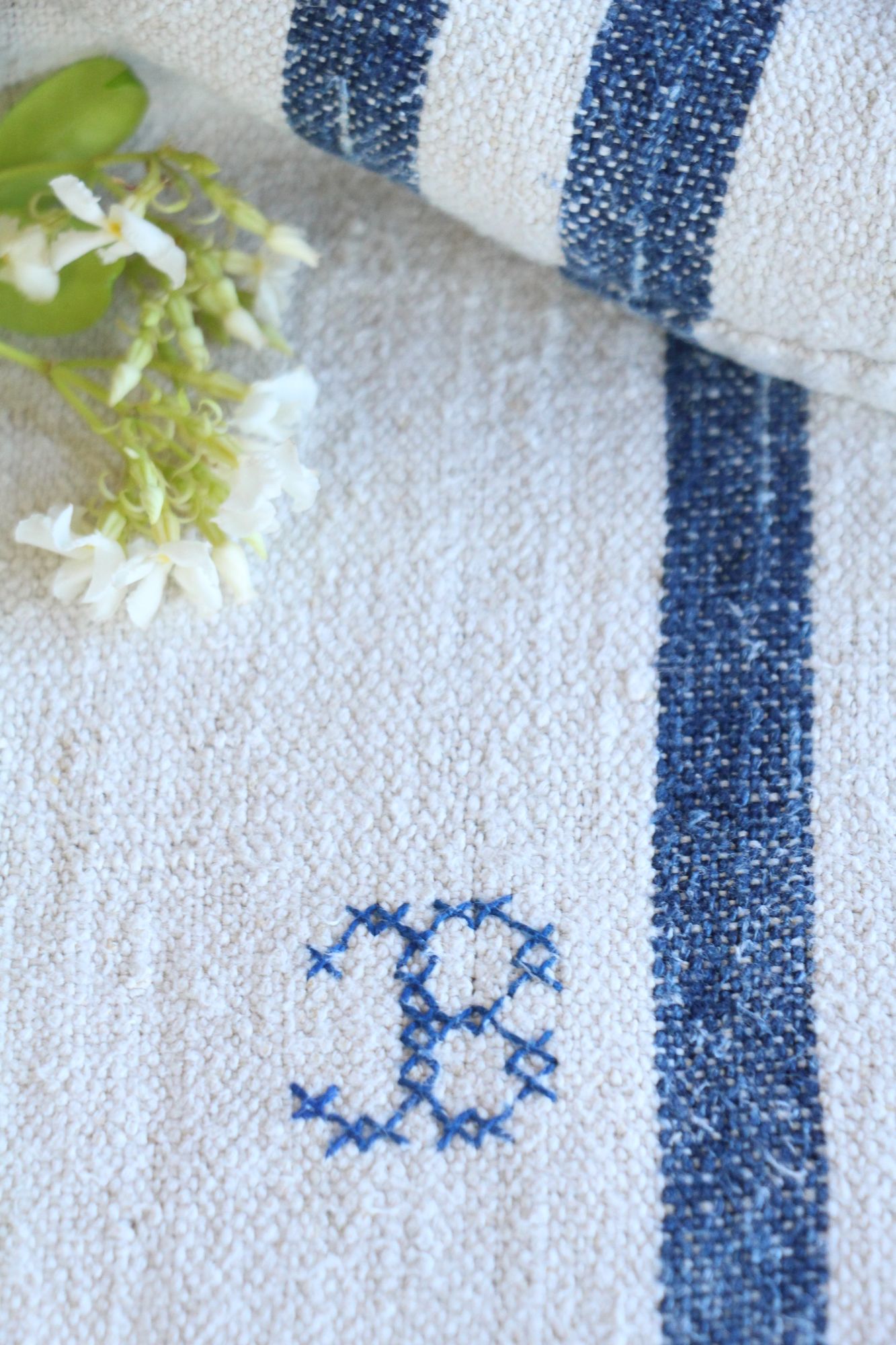 antique linen grainsack, pillow fabric, farmhouse decor, durable, L 813 - Image 9