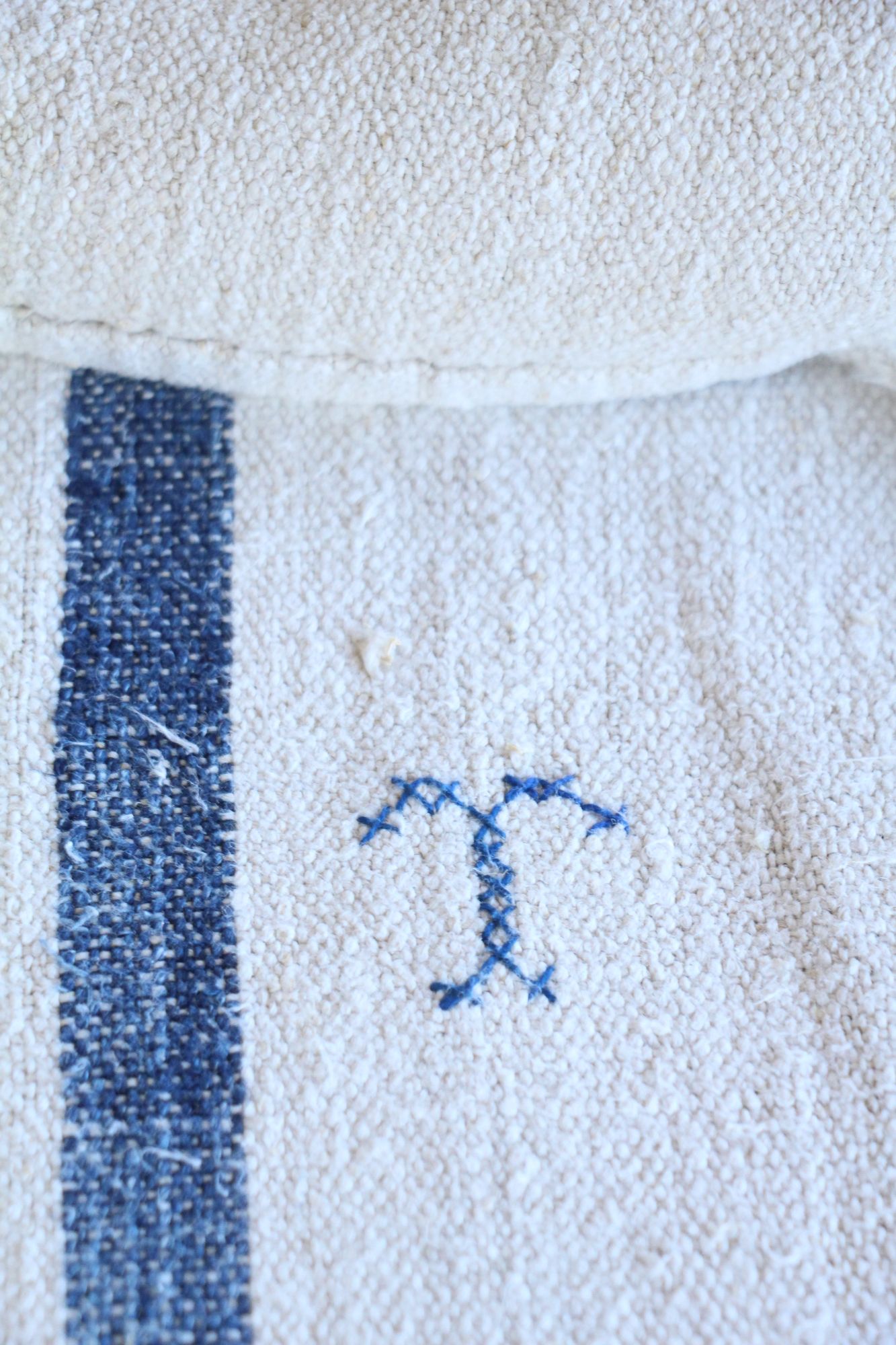 antique linen grainsack, pillow fabric, farmhouse decor, durable, L 813 - Image 8