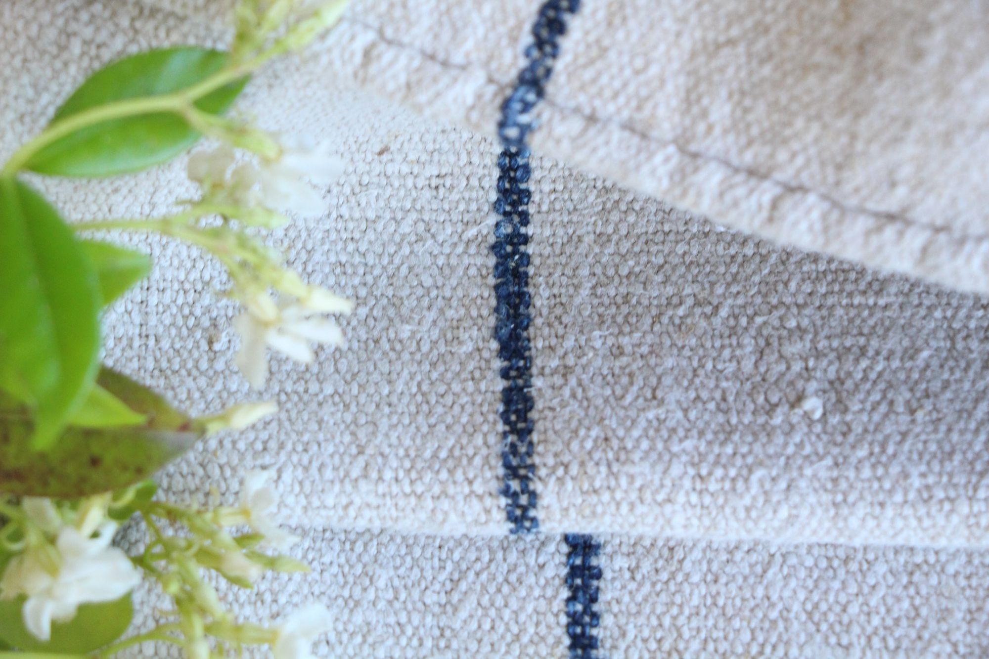 antique linen grainsack, pillow fabric, farmhouse decor, durable, L 801 - Image 9