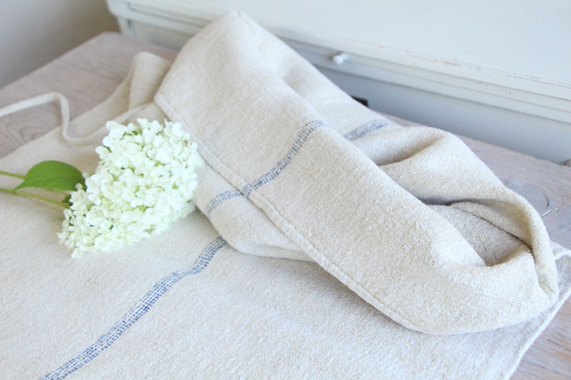 antique linen grainsack, pillow fabric, farmhouse decor, durable, L 921 - Image 3