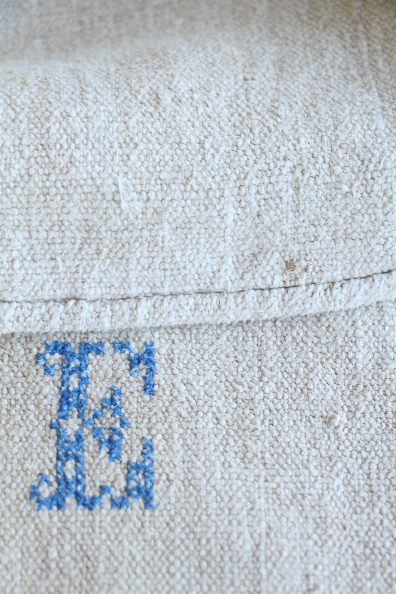 antique linen grainsack, pillow fabric, farmhouse decor, durable, L 918 - Image 10