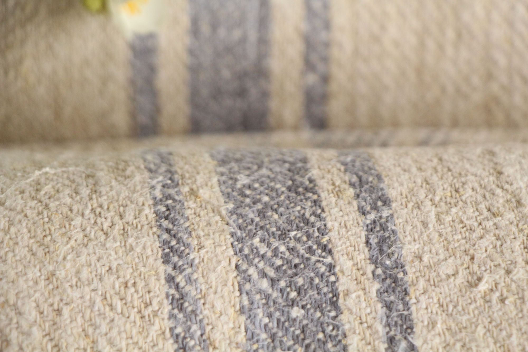 antique linen fabric, 16.62 y, bulk offer, farmhouse decor, stairrunner fabric, Z 186 - Image 8