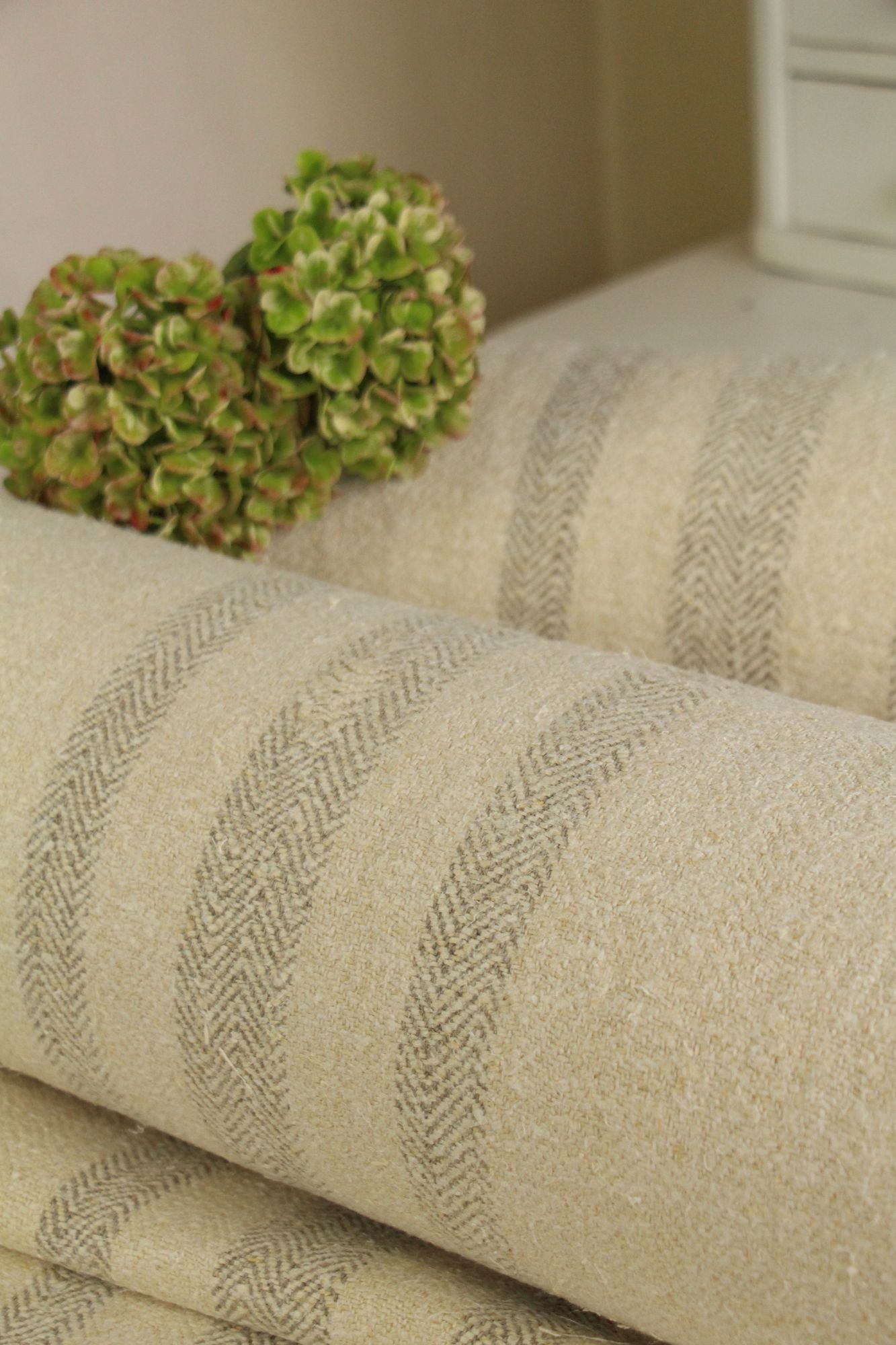 antique linen fabric, 29.29y, bulk offer, farmhouse decor, wabi sabi, stairrunner fabric, french greige Z 297 - Image 3