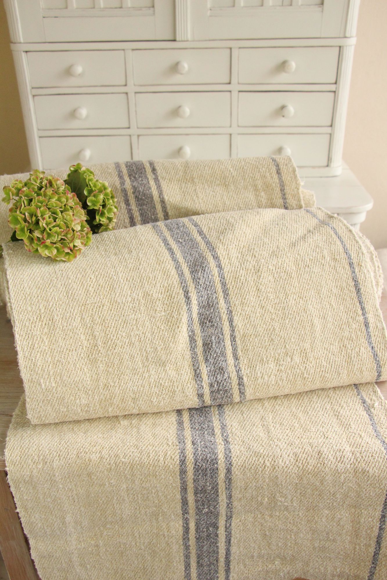 antique linen fabric, 24.50 y, bulk offer, farmhouse decor, wabi sabi, upholstery fabric, carpet fabric Z 303 - Image 2