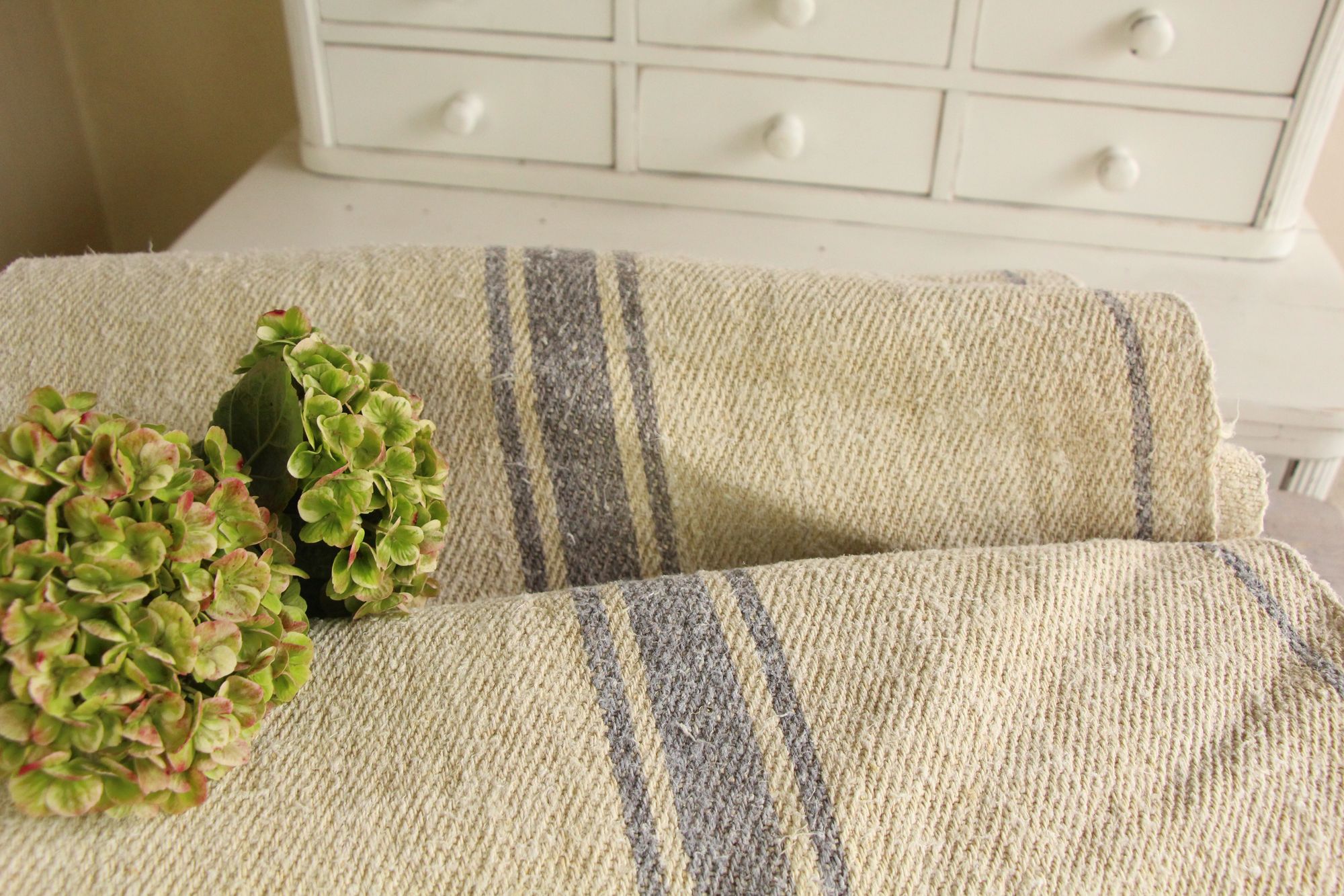 antique linen fabric, 24.50 y, bulk offer, farmhouse decor, wabi sabi, upholstery fabric, carpet fabric Z 303 - Image 4