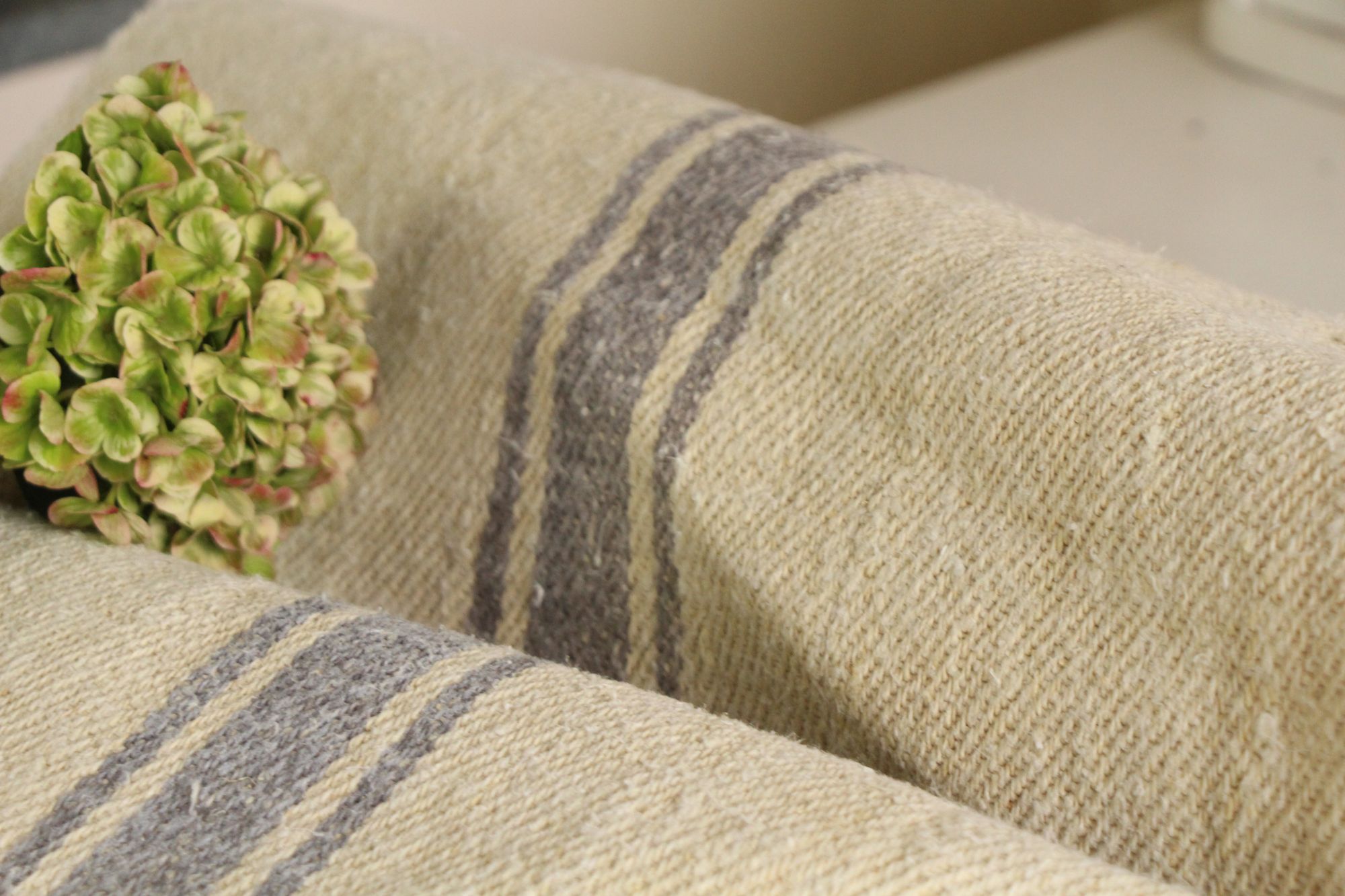 antique linen fabric, 24.50 y, bulk offer, farmhouse decor, wabi sabi, upholstery fabric, carpet fabric Z 303 - Image 7