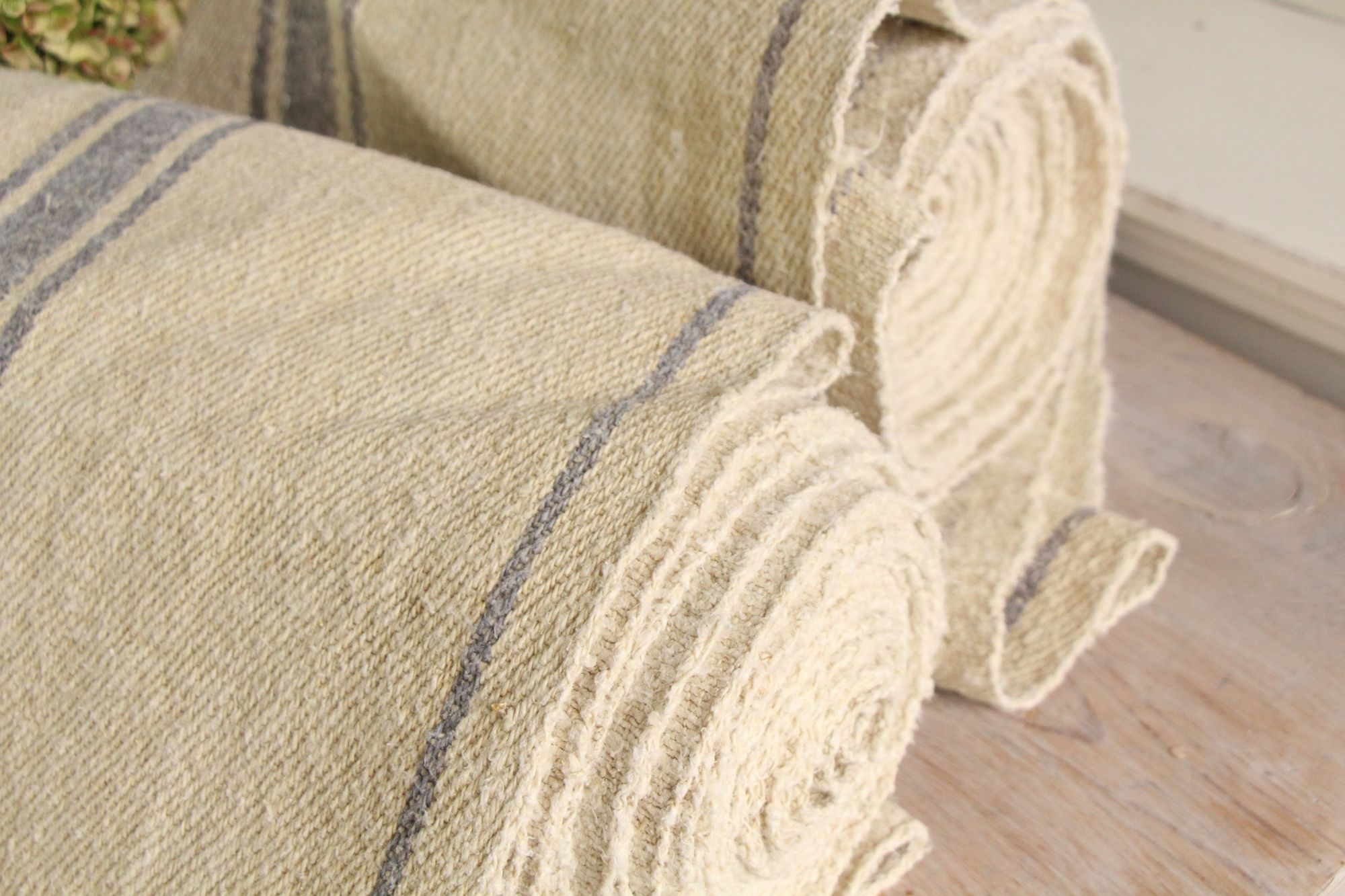 antique linen fabric, 24.50 y, bulk offer, farmhouse decor, wabi sabi, upholstery fabric, carpet fabric Z 303 - Image 8