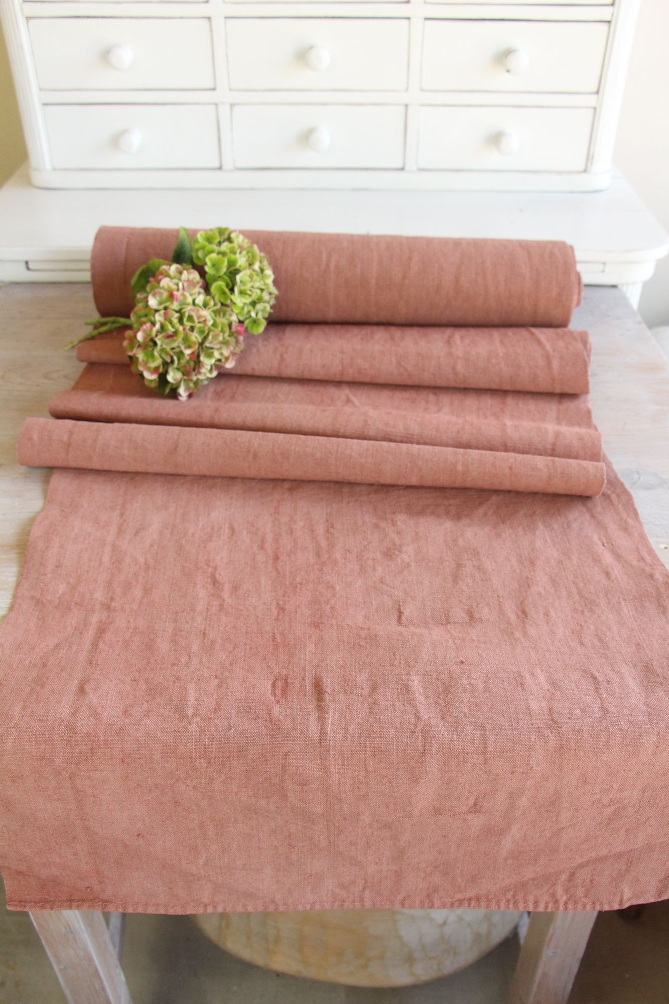 dyed antique linen fabric, 9.07 y, curtain fabric, table cloth, vintage rose, Z 312 - Image 3