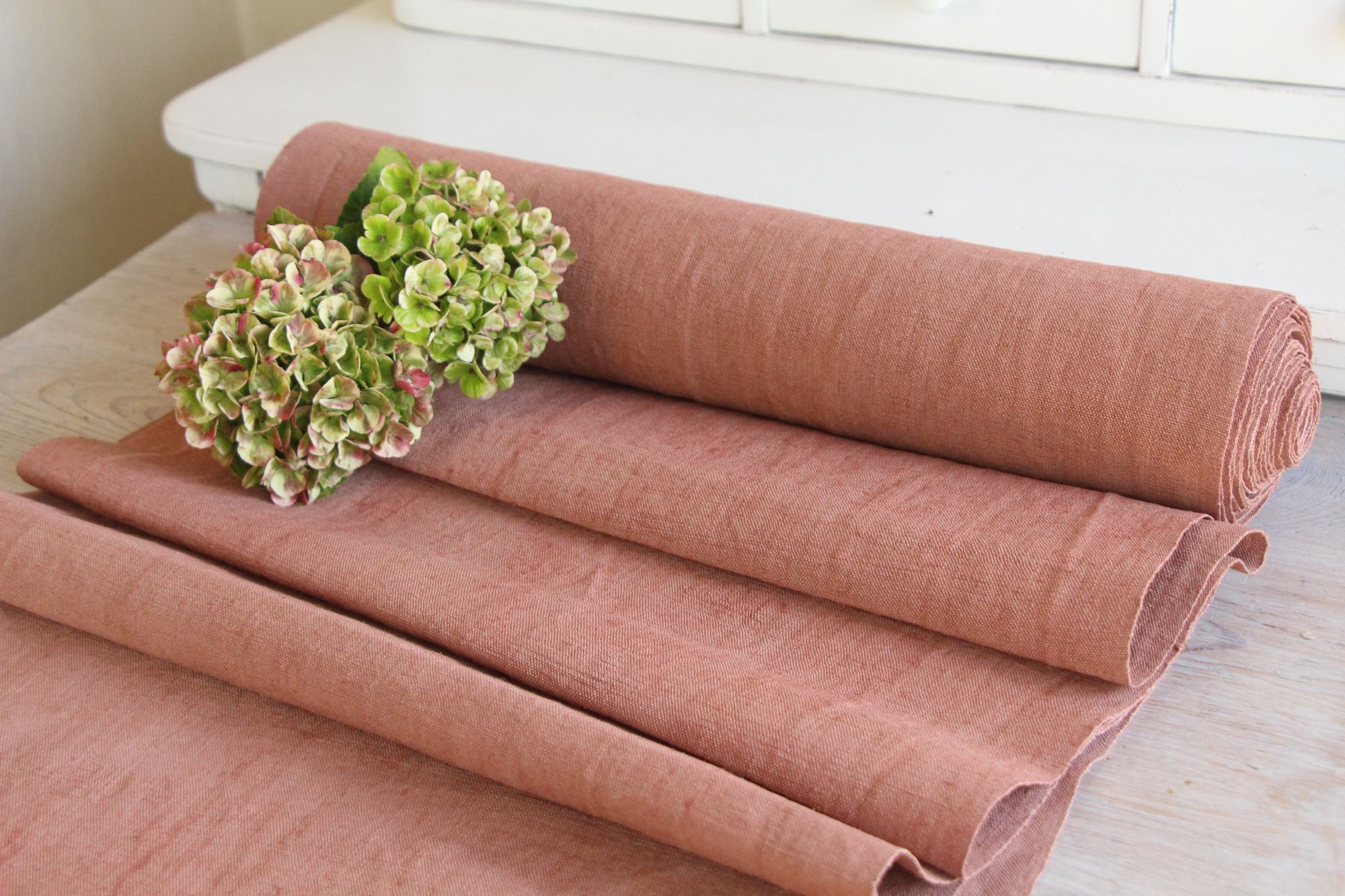 dyed antique linen fabric, 9.07 y, curtain fabric, table cloth, vintage rose, Z 312