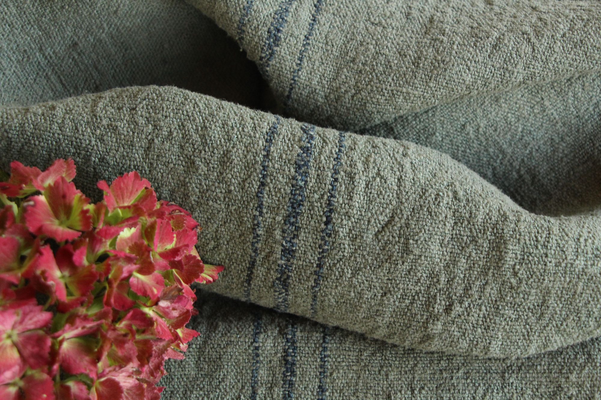 dyed antique linen grain sack, pillow fabric, rustic, durable, L 987 - Image 5