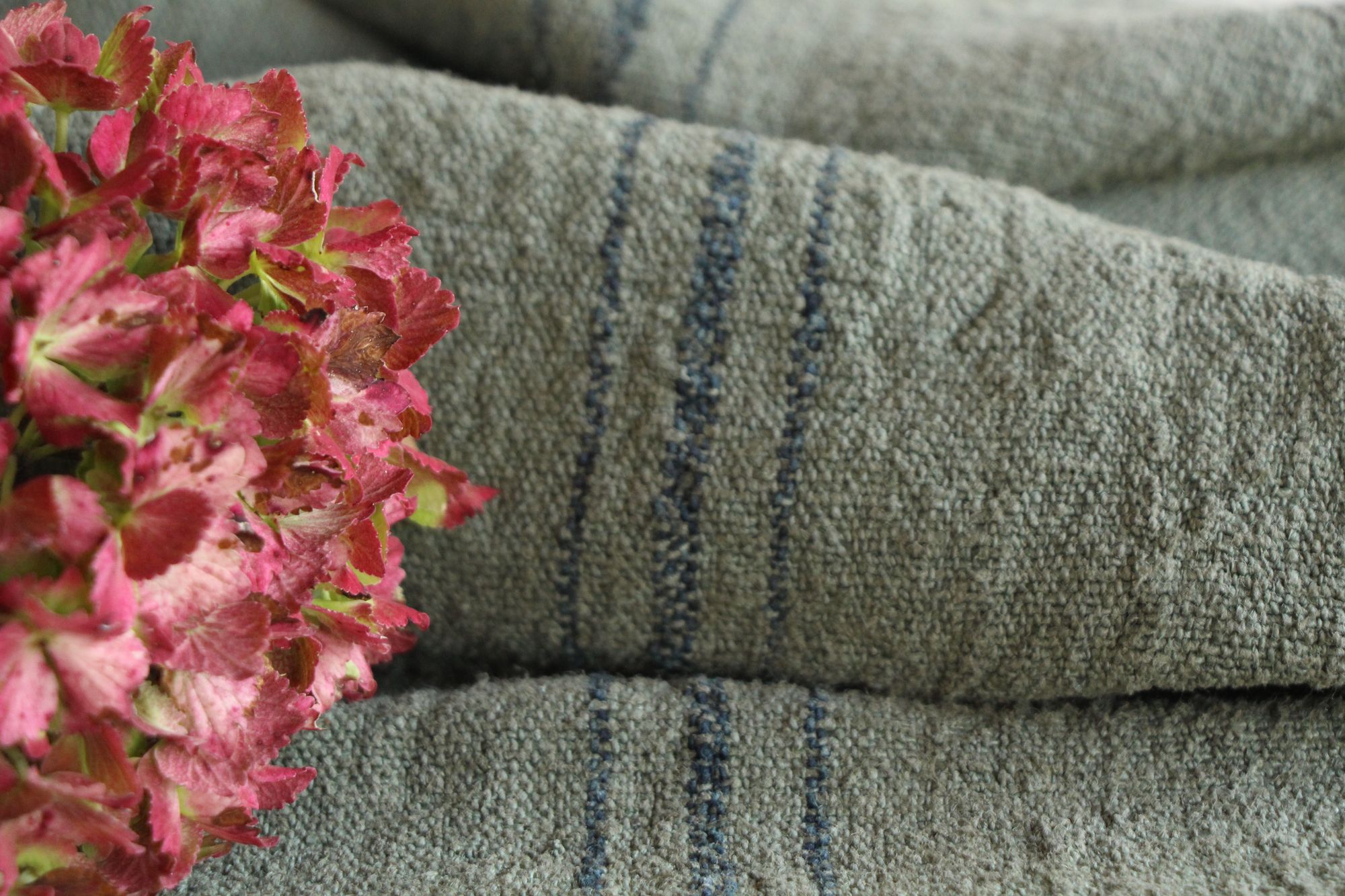 dyed antique linen grain sack, pillow fabric, rustic, durable, L 987 - Image 7