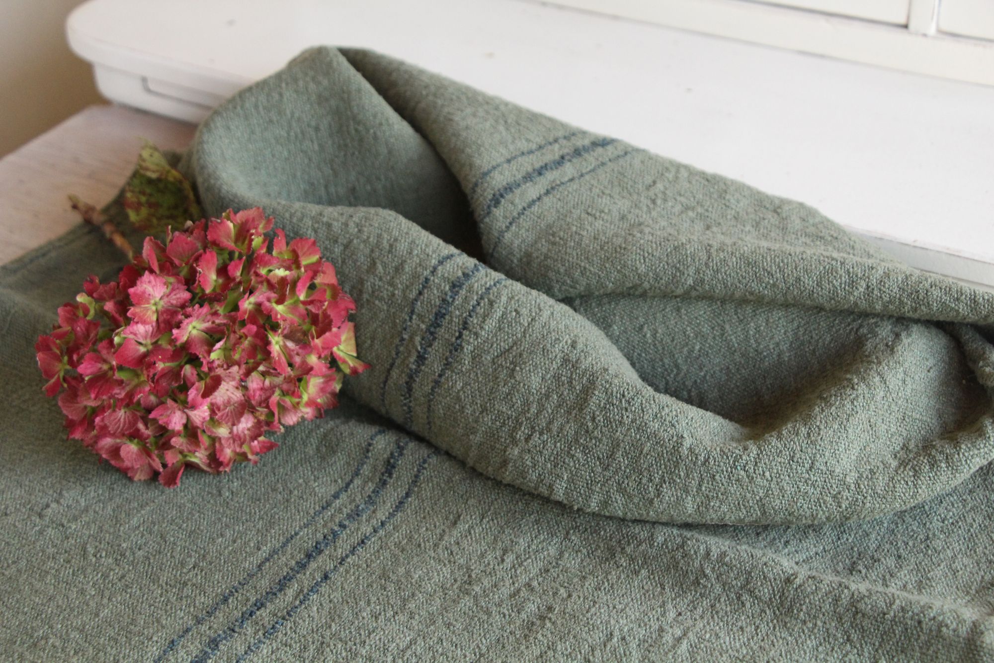 dyed antique linen grain sack, pillow fabric, rustic, durable, L 987 - Image 8
